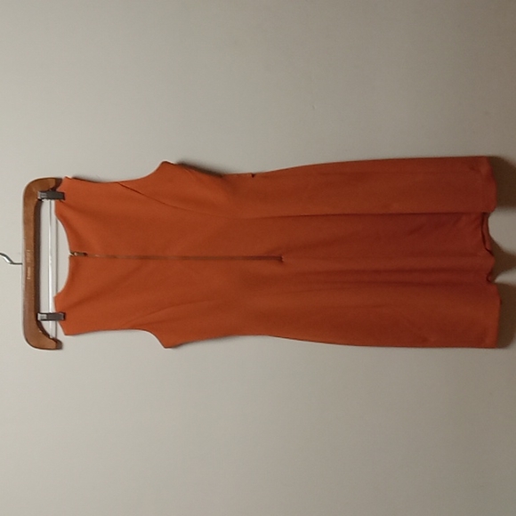 A line sleeveless, polyester ,dress with buttons| dusty orange size 4 - Picture 6 of 10